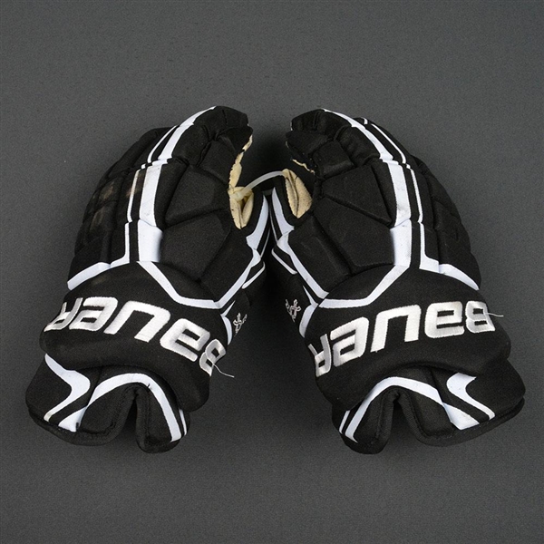 Carter, Jeff * <br>Bauer Gloves<br>Philadelphia Flyers 2009-10<br>#17