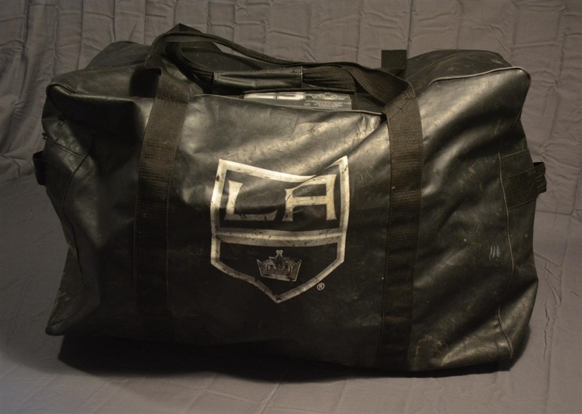 Carter, Jeff<br>Black Vinyl Equipment Bag<br>Los Angeles Kings 2014-15<br>#77 Size: 30  x 15  x 20