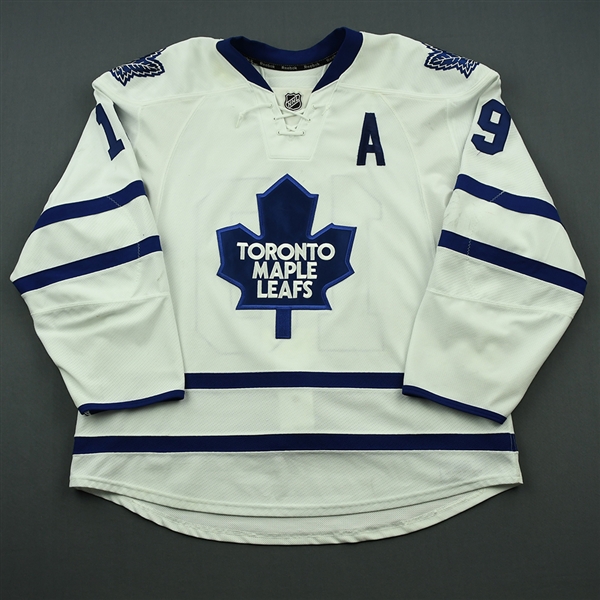 Lupul, Joffrey<br>White Set 1 w/A<br>Toronto Maple Leafs 2014-15<br>#19 Size: 56