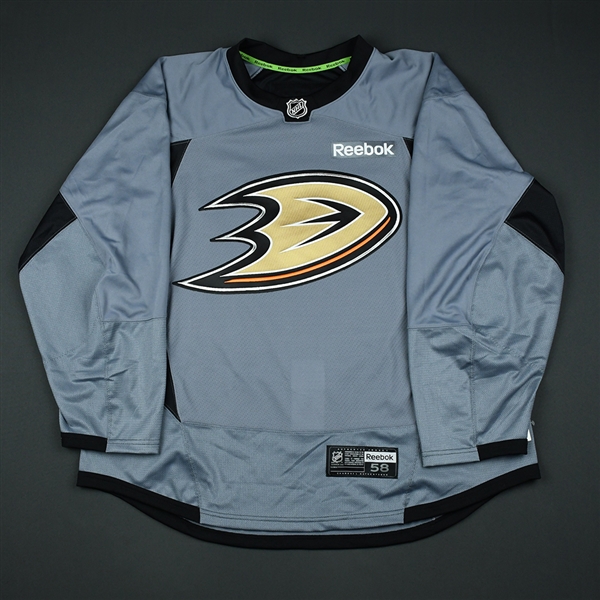 Reebok *<br>Practice - Gray w/Pacific Premier Bank Patch - CLEARANCE<br>Anaheim Ducks 2015-16<br>#28 Size: 58