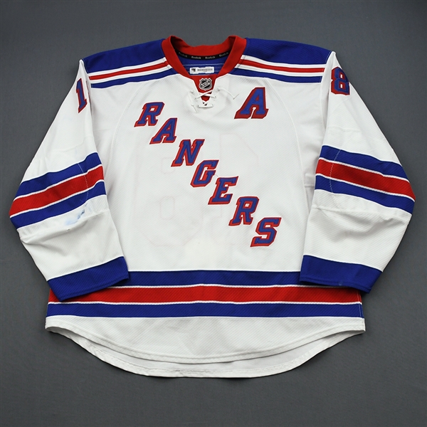 Staal, Marc *<br>White<br>New York Rangers 2011-12<br>18 Size: 58