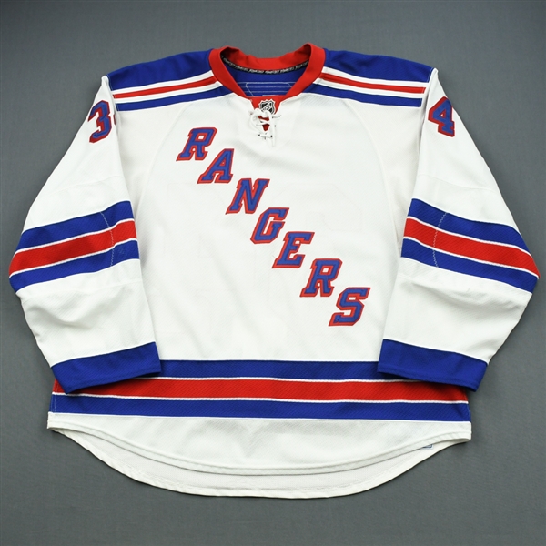 Voros, Aaron *<br>White Set 3<br>New York Rangers 2009-10<br>#34 Size: 58