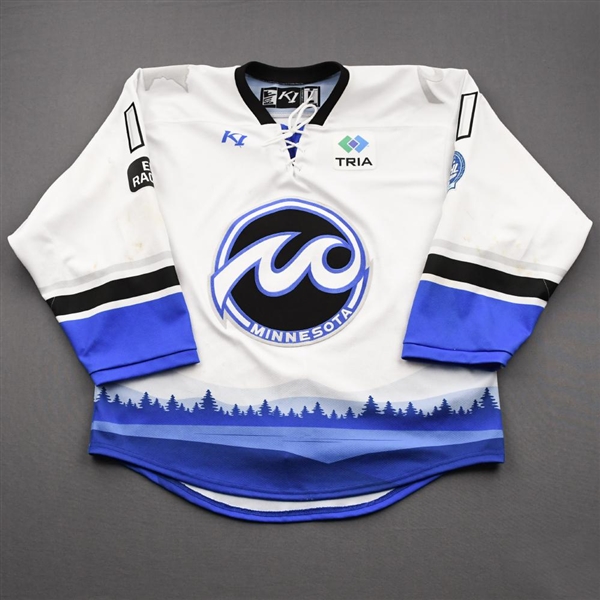 Martinson, Lisa<br>White Playoffs & Isobel Cup Final Set w/ Isobel Cup & End Racism Patch<br>Minnesota Whitecaps 2020-21<br>#11 Size:  LG
