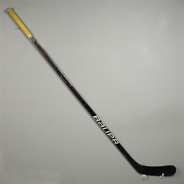 Reilly, Mike<br>Bauer Vapor Hyperlite Stick<br>Boston Bruins 2021-22<br>#6 