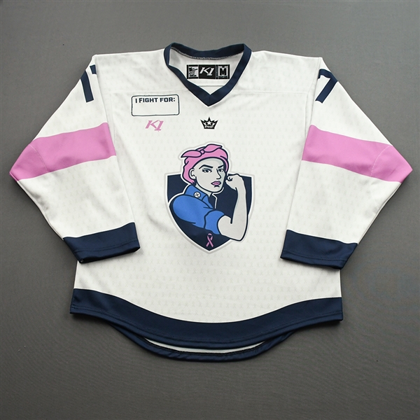 Dosdall-Arena, Kiira<br>Breast Cancer Awareness - Worn March 12, 2022<br>Metropolitan Riveters 2021-22<br>#17 Size: MD