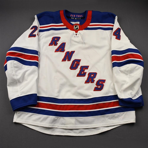 Kakko, Kaapo *<br>White Set 1<br>New York Rangers 2019-20<br>#24 Size: 58