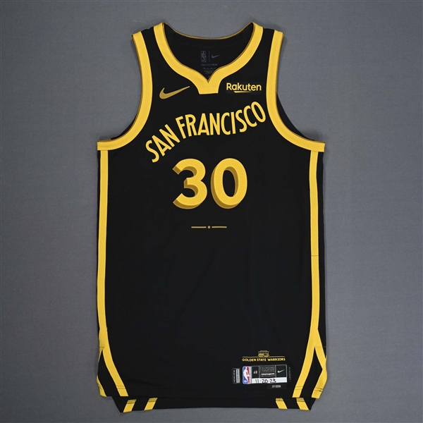 Curry, Stephen<br>City Edition - Worn 11/20/2023<br>Golden State Warriors 2023-24<br>#30 Size: 48+4