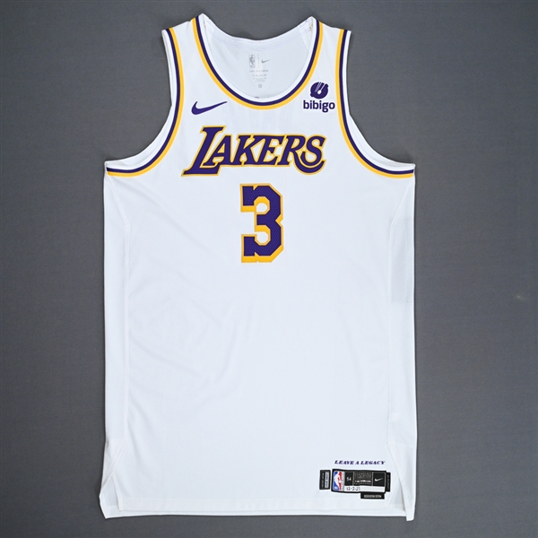 Davis, Anthony<br>Association Edition - Worn 12/2/2023 (Recorded a Double-Double)<br>Los Angeles Lakers 2023-24<br>#3 Size: 54+6