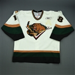 Sixsmith, James<br>White Set 1 (A removed)<br>Utah Grizzlies 2009-10<br>#18 Size: 54