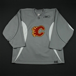 Reebok<br>Gray Practice Jersey<br>Calgary Flames 2008-09<br>#NA Size: 56