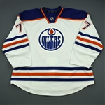 Belov, Anton<br>White Retro Set 3<br>Edmonton Oilers 2013-14<br>#77 Size: 58+