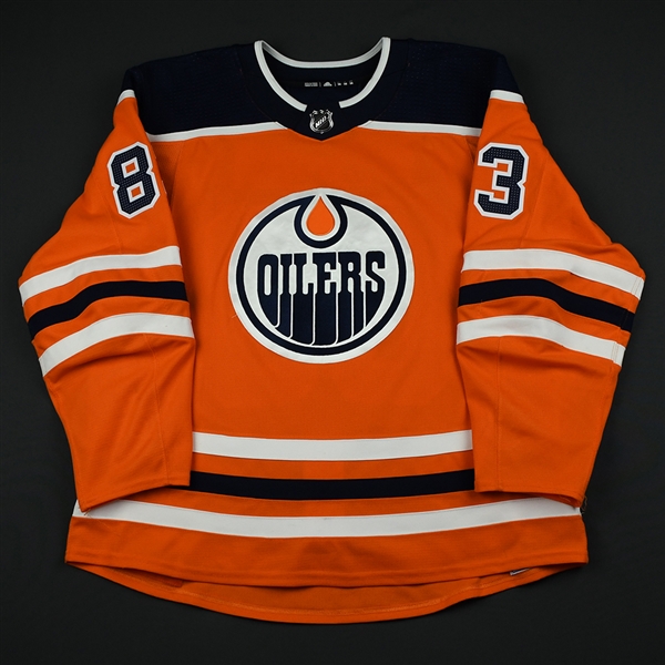 Benning, Matthew<br>Orange Set 3<br>Edmonton Oilers 2017-18<br>#83 Size: 56