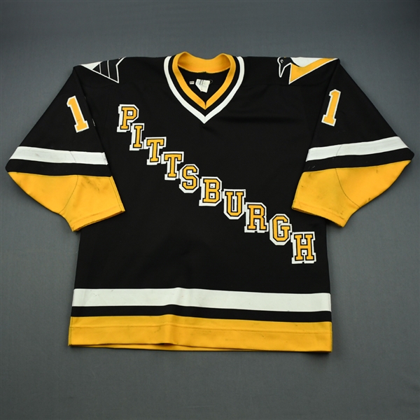 Cullen, John *<br>Black<br>Pittsburgh Penguins 1994-95<br>#11 Size: 48