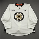 adidas<br>White Practice Jersey w/ ORG Packaging Patch <br>Boston Bruins 2020-21<br># Size: 58