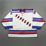 Lundqvist, Henrik *<br>White Set 3 - 30th Win, March 29, 2006 - Photo-Matched<br>New York Rangers 2005-06<br>#30 Size: 58G