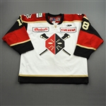 Kushneriuk, Chris *<br>White Set 1 w/ 20th Anniversary Patch<br>Wheeling Nailers 2011-12<br>#18 Size: 56
