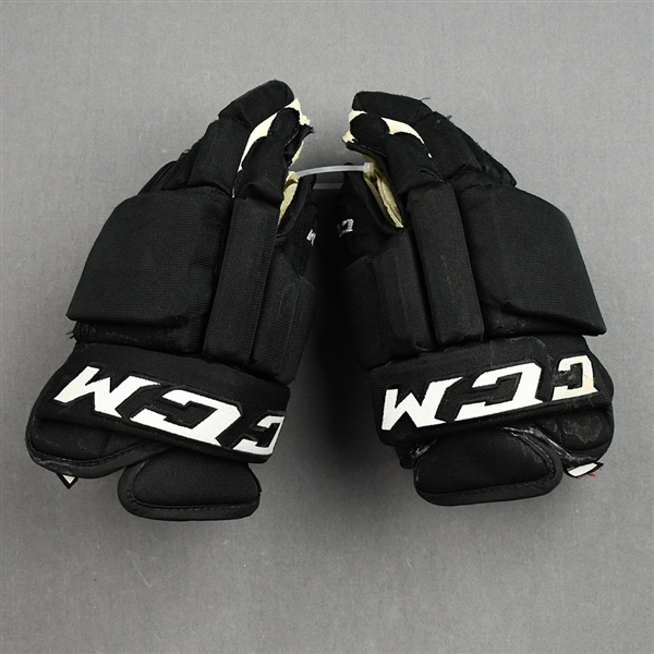 Haula, Erik<br>CCM Gloves<br>Boston Bruins 2021-22<br>#56 