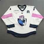 Janiga, Emily<br>Breast Cancer Awareness w/A - Worn March 12, 2022<br>Metropolitan Riveters 2021-22<br>4 Size: SM