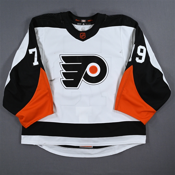 Hart, Carter<br>White Reverse Retro Set 1<br>Philadelphia Flyers 2022-23<br>#79Size: 58G