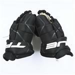 Clifton, Connor<br>True Catalyst 9X Gloves<br>Boston Bruins 2022-23<br>#75 Size: 14"