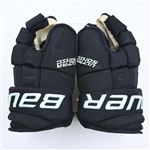 Bjorkstrand, Oliver<br>Bauer Supreme Ultrasonic Gloves<br>Seattle Kraken 2022-23<br># 22 Size: 13"