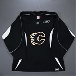 Conroy, Craig *<br>Black Practice Jersey<br>Calgary Flames 2006-07<br>#24 Size: 56