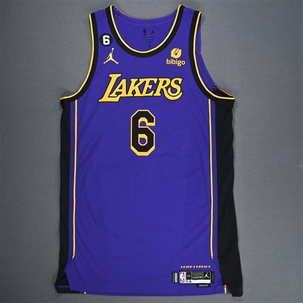 James, LeBron<br>Purple Statement Edition - Worn 2 Games - 3/31/23 & 4/2/23 (Recorded a Triple-Double)<br>Los Angeles Lakers 2022-23<br>#6 Size: 54+6