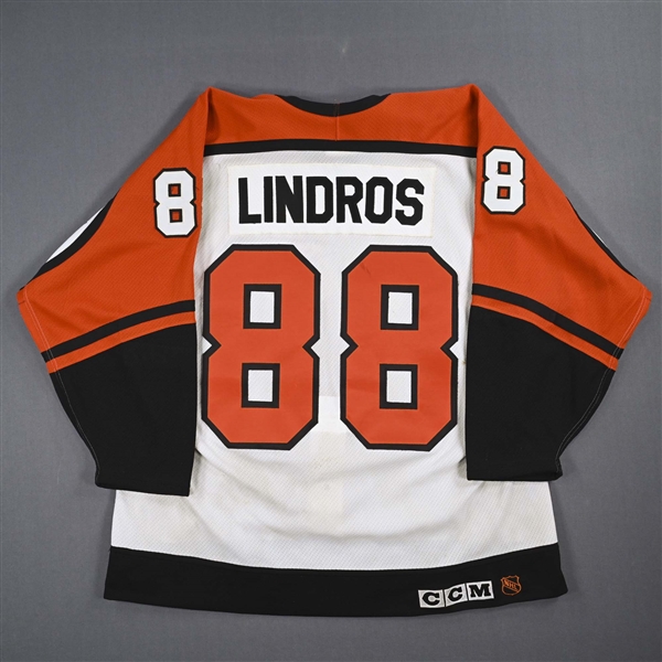 Item Detail - Lindros, Eric * White W/A - Autographed Philadelphia ...