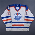 Messier, Mark *<br>White w/ Universiade 83 Patch - Stanley Cup Finals - Video-Matched (Game 1)<br>Edmonton Oilers 1982-83<br>#11 Size: XL