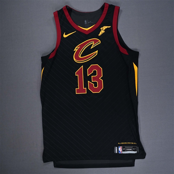 Thompson, Tristan<br>Statement Edition - Worn 12/25/2017<br>Cleveland Cavaliers 2017-18<br>#13 Size: 48+4
