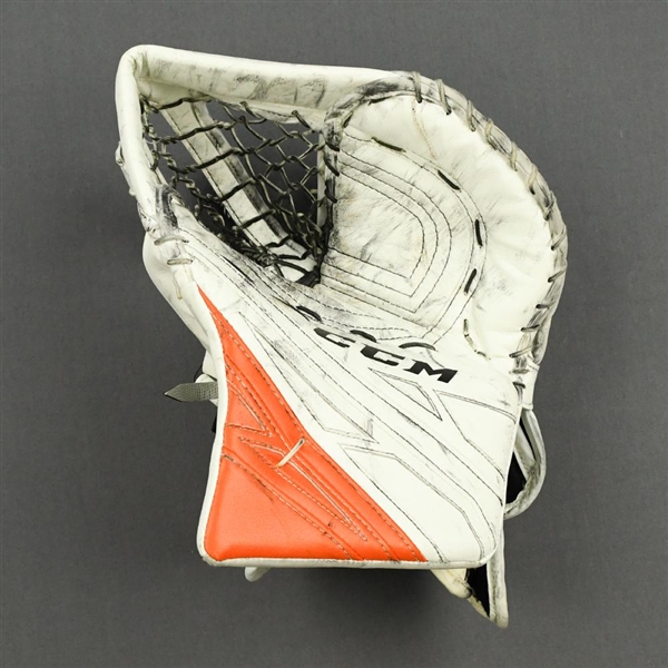 Elliott, Brian<br>CCM Extreme Flex 4 Catcher<br>Philadelphia Flyers 2018-19<br>#37 