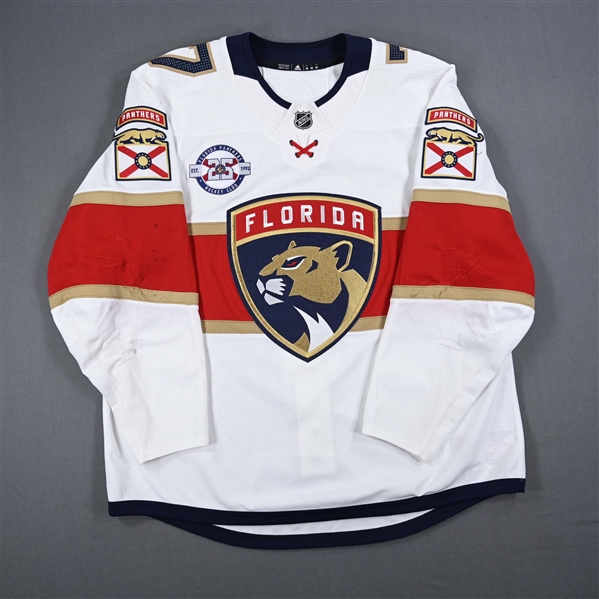Sceviour, Colton *<br>White Set 1 w/ 25th Anniversary Patch<br>Florida Panthers 2018-19<br>#7 Size: 56