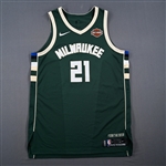 Snell, Tony *<br>Kia NBA Tip-Off 2017 - Green Icon Edition - Worn 10/18/17<br>Milwaukee Bucks 2017-18<br>#21 Size: 52+4